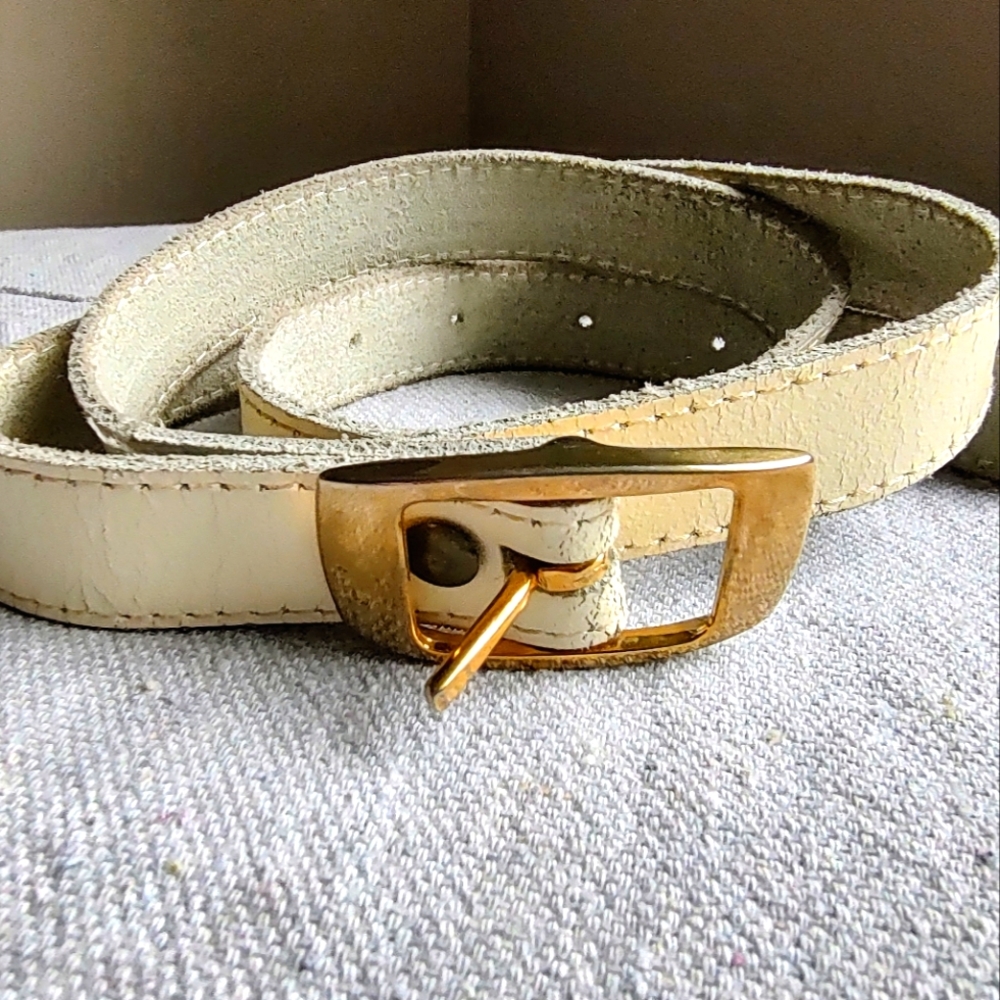 Cream white leather belt 30"